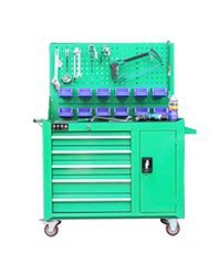 汽车美容工具车